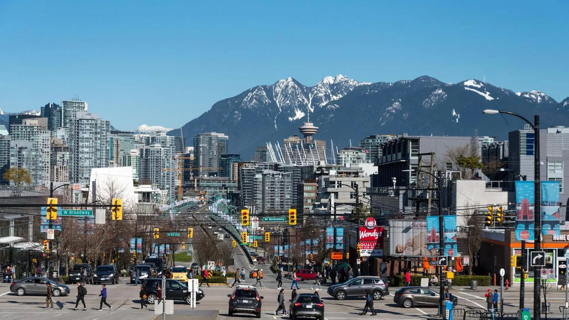 Apartment Ferienwohnung Billion Dollar Views In A Beautiful Fairview Slopes Heritage House Vancouver
